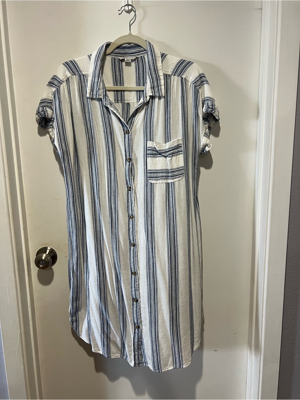 American Eagle Blue and Cream Striped Shirt